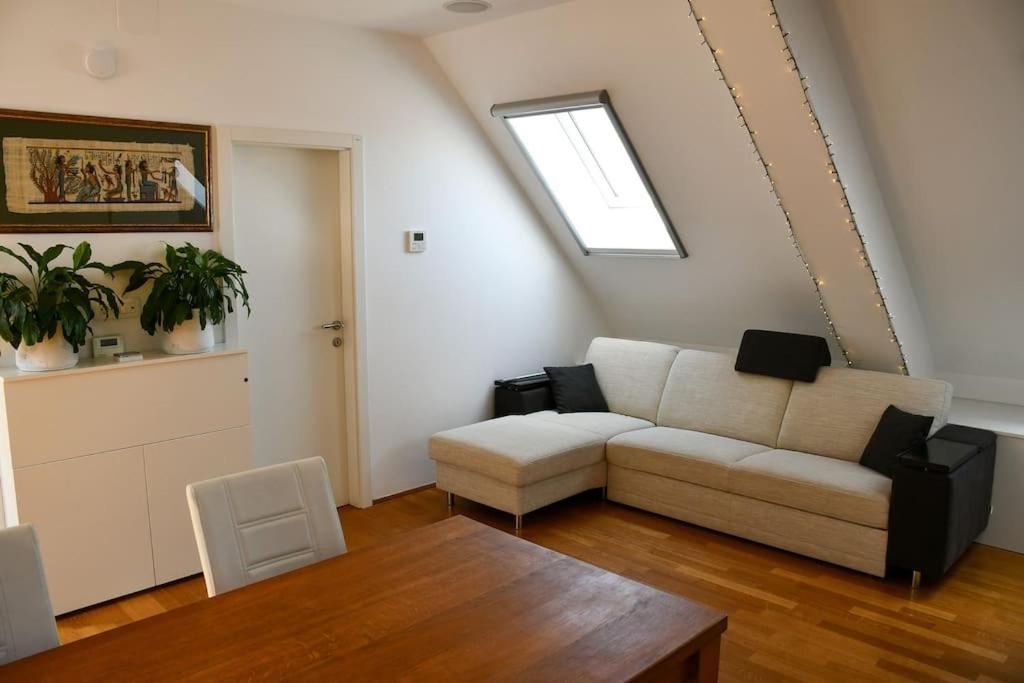 Stairway To Ljubljana Apartment Dış mekan fotoğraf
