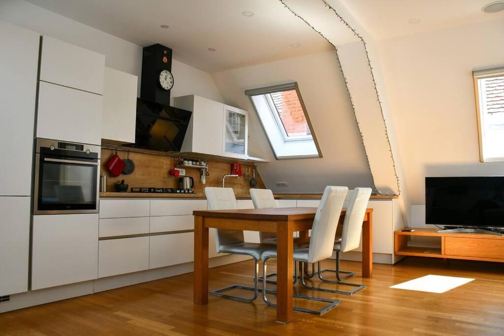 Stairway To Ljubljana Apartment Dış mekan fotoğraf